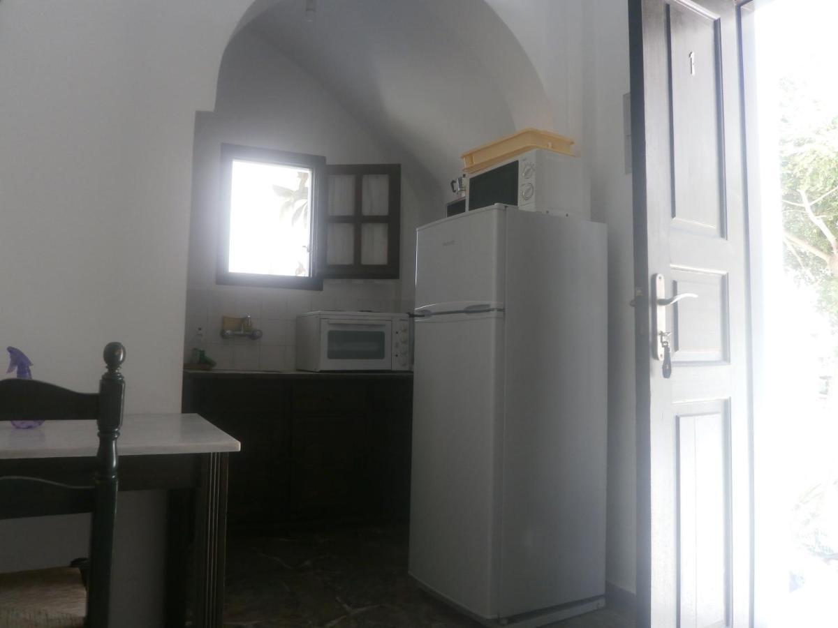Kamári Villa Ostria מראה חיצוני תמונה