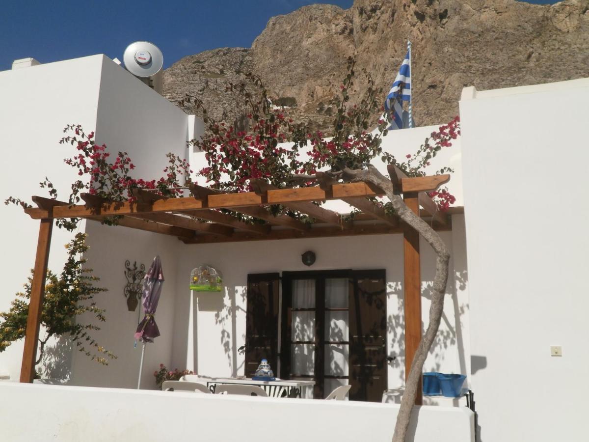 Kamári Villa Ostria מראה חיצוני תמונה